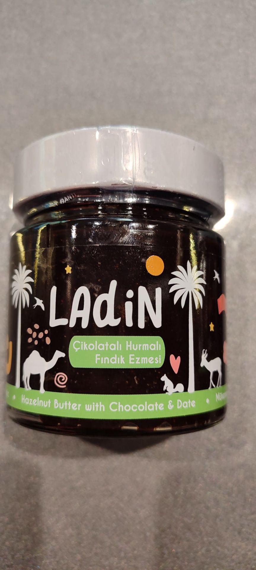 Ladin Çikolatalı Hurmalı Fındık Ezmesi